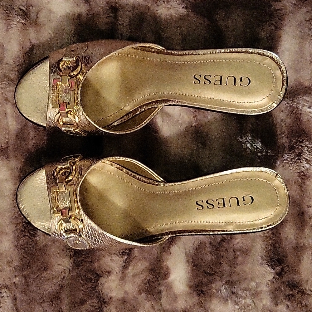 Guess heels